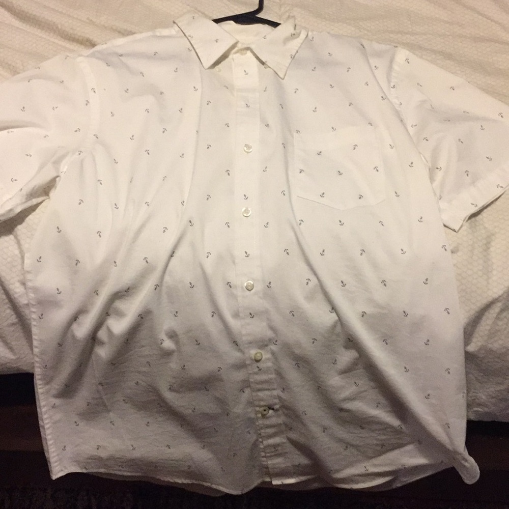 IZod button up - Picture 3 of 3